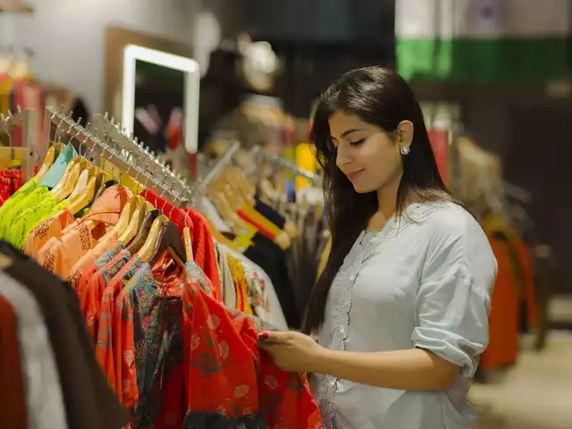 Factors Should Consider before Buying Readymade Garments